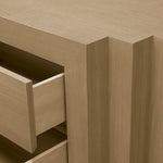Dresser Metropolitan L